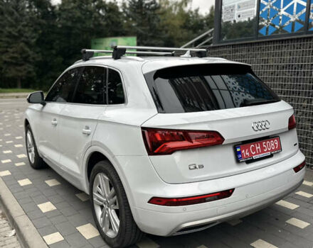 Ауди Ку 5 2019 в Тернополе на Automoto.ua Белый Ауди Ку 5, объемом двигателя 2 л и пробегом 83 тыс. км за 27000 $, фото 3 на Automoto.ua