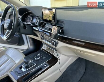 Белый Ауди Ку 5, объемом двигателя 1.98 л и пробегом 110 тыс. км за 25300 $, фото 32 на Automoto.ua