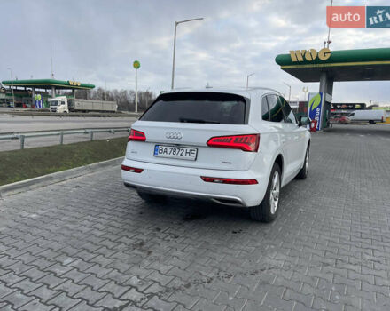 Белый Ауди Ку 5, объемом двигателя 2 л и пробегом 85 тыс. км за 25500 $, фото 7 на Automoto.ua