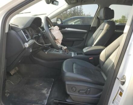 Белый Ауди Ку 5, объемом двигателя 2 л и пробегом 148 тыс. км за 16499 $, фото 6 на Automoto.ua