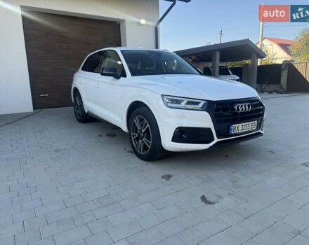 Белый Ауди Ку 5, объемом двигателя 1.97 л и пробегом 215 тыс. км за 32900 $, фото 10 на Automoto.ua