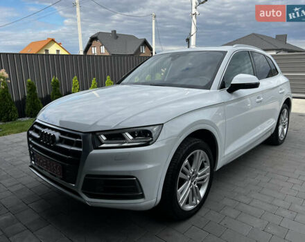 Білий Ауді Ку 5, об'ємом двигуна 2 л та пробігом 211 тис. км за 22300 $, фото 5 на Automoto.ua