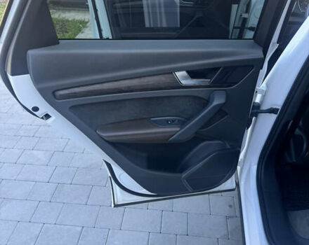 Белый Ауди Ку 5, объемом двигателя 1.97 л и пробегом 215 тыс. км за 32900 $, фото 16 на Automoto.ua