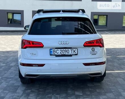 Білий Ауді Ку 5, об'ємом двигуна 1.98 л та пробігом 175 тис. км за 26000 $, фото 7 на Automoto.ua