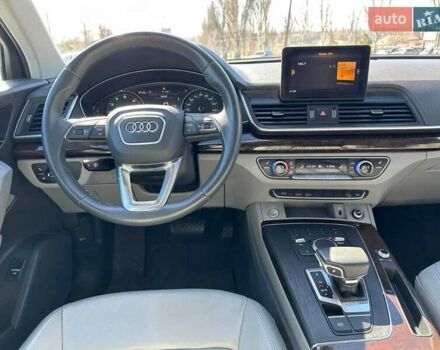 Белый Ауди Ку 5, объемом двигателя 1.98 л и пробегом 95 тыс. км за 29999 $, фото 7 на Automoto.ua