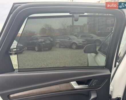 Белый Ауди Ку 5, объемом двигателя 1.98 л и пробегом 92 тыс. км за 31500 $, фото 22 на Automoto.ua