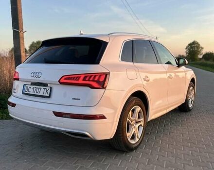 Белый Ауди Ку 5, объемом двигателя 1.98 л и пробегом 110 тыс. км за 25300 $, фото 7 на Automoto.ua