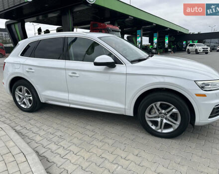 Ауди Ку 5 2019 в Тернополе на Automoto.ua Белый Ауди Ку 5, объемом двигателя 2 л и пробегом 64 тыс. км за 24700 $, фото 3 на Automoto.ua
