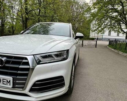 Белый Ауди Ку 5, объемом двигателя 1.97 л и пробегом 175 тыс. км за 34500 $, фото 1 на Automoto.ua