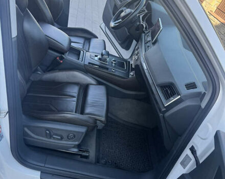 Белый Ауди Ку 5, объемом двигателя 1.97 л и пробегом 215 тыс. км за 32900 $, фото 25 на Automoto.ua