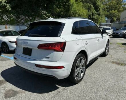 Белый Ауди Ку 5, объемом двигателя 2 л и пробегом 38 тыс. км за 12500 $, фото 6 на Automoto.ua