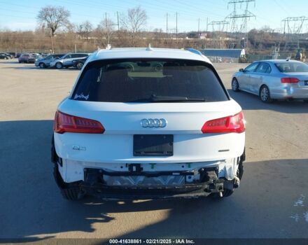 Белый Ауди Ку 5, объемом двигателя 2 л и пробегом 105 тыс. км за 17950 $, фото 4 на Automoto.ua