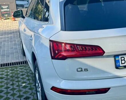 Ауди Ку 5 2019 в Тернополе на Automoto.ua Белый Ауди Ку 5, объемом двигателя 1.98 л и пробегом 88 тыс. км за 26500 $, фото 6 на Automoto.ua