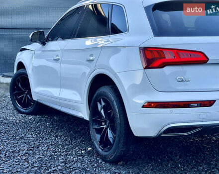 Білий Ауді Ку 5, об'ємом двигуна 1.98 л та пробігом 148 тис. км за 16400 $, фото 18 на Automoto.ua