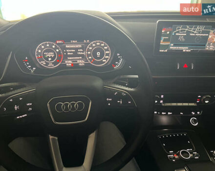 Белый Ауди Ку 5, объемом двигателя 2 л и пробегом 66 тыс. км за 32400 $, фото 11 на Automoto.ua