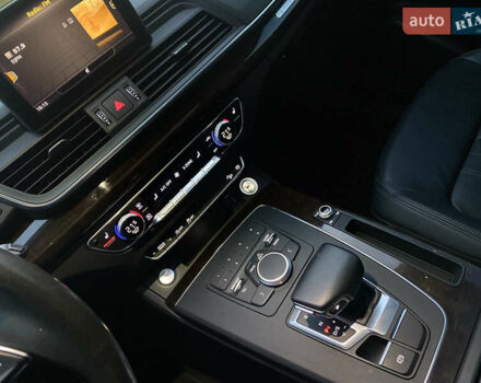 Білий Ауді Ку 5, об'ємом двигуна 2 л та пробігом 148 тис. км за 21500 $, фото 24 на Automoto.ua