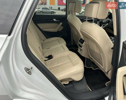 Білий Ауді Ку 5, об'ємом двигуна 1.98 л та пробігом 175 тис. км за 27000 $, фото 9 на Automoto.ua