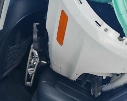 Белый Ауди Ку 5, объемом двигателя 2 л и пробегом 68 тыс. км за 6500 $, фото 4 на Automoto.ua