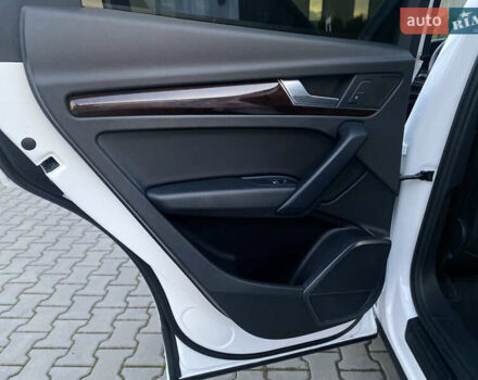 Білий Ауді Ку 5, об'ємом двигуна 2 л та пробігом 148 тис. км за 21500 $, фото 36 на Automoto.ua