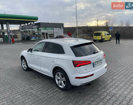 Белый Ауди Ку 5, объемом двигателя 2 л и пробегом 85 тыс. км за 25500 $, фото 11 на Automoto.ua