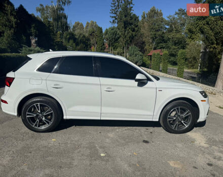 Белый Ауди Ку 5, объемом двигателя 1.98 л и пробегом 91 тыс. км за 37500 $, фото 5 на Automoto.ua