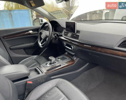 Белый Ауди Ку 5, объемом двигателя 2 л и пробегом 240 тыс. км за 15700 $, фото 14 на Automoto.ua