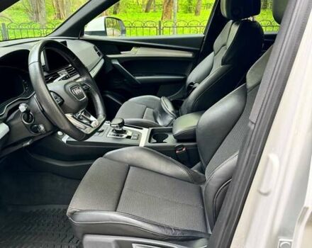 Белый Ауди Ку 5, объемом двигателя 1.97 л и пробегом 175 тыс. км за 34500 $, фото 8 на Automoto.ua