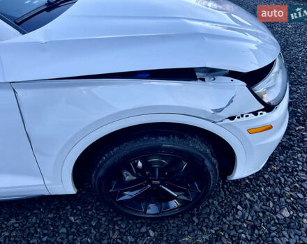 Білий Ауді Ку 5, об'ємом двигуна 1.98 л та пробігом 148 тис. км за 16400 $, фото 8 на Automoto.ua