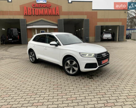 Белый Ауди Ку 5, объемом двигателя 2 л и пробегом 188 тыс. км за 31700 $, фото 1 на Automoto.ua