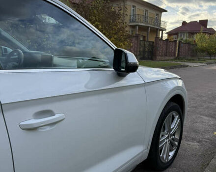 Білий Ауді Ку 5, об'ємом двигуна 1.98 л та пробігом 211 тис. км за 22300 $, фото 7 на Automoto.ua