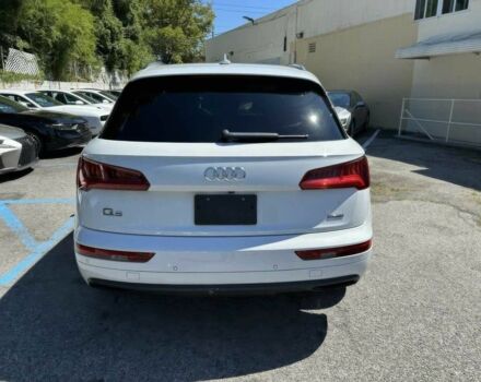 Белый Ауди Ку 5, объемом двигателя 2 л и пробегом 38 тыс. км за 12500 $, фото 5 на Automoto.ua