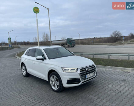 Белый Ауди Ку 5, объемом двигателя 2 л и пробегом 85 тыс. км за 25500 $, фото 1 на Automoto.ua