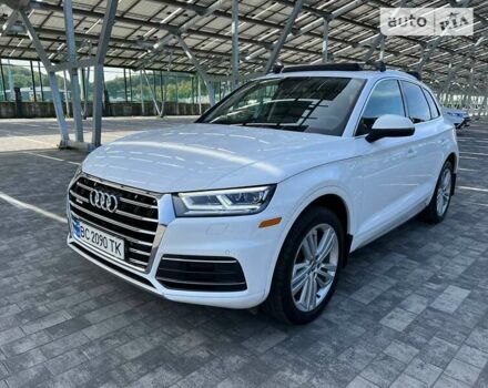 Білий Ауді Ку 5, об'ємом двигуна 1.98 л та пробігом 175 тис. км за 26000 $, фото 3 на Automoto.ua