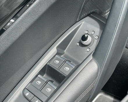 Белый Ауди Ку 5, объемом двигателя 1.98 л и пробегом 21 тыс. км за 30950 $, фото 7 на Automoto.ua