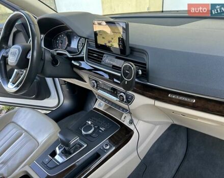 Белый Ауди Ку 5, объемом двигателя 1.98 л и пробегом 110 тыс. км за 25300 $, фото 34 на Automoto.ua