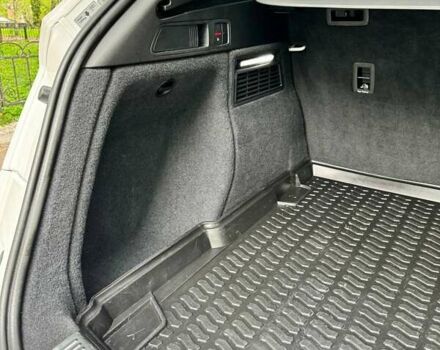 Белый Ауди Ку 5, объемом двигателя 1.97 л и пробегом 175 тыс. км за 34500 $, фото 13 на Automoto.ua