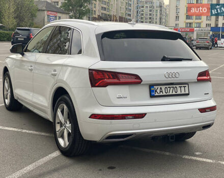 Белый Ауди Ку 5, объемом двигателя 2 л и пробегом 66 тыс. км за 32400 $, фото 2 на Automoto.ua