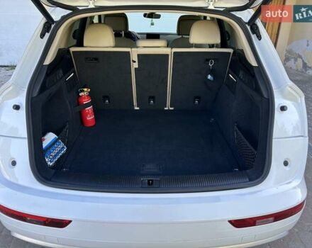 Белый Ауди Ку 5, объемом двигателя 1.98 л и пробегом 110 тыс. км за 25300 $, фото 37 на Automoto.ua