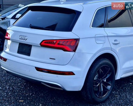 Білий Ауді Ку 5, об'ємом двигуна 1.98 л та пробігом 148 тис. км за 16400 $, фото 22 на Automoto.ua