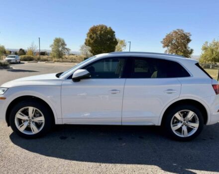 Белый Ауди Ку 5, объемом двигателя 2 л и пробегом 47 тыс. км за 12500 $, фото 2 на Automoto.ua