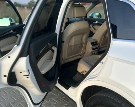 Белый Ауди Ку 5, объемом двигателя 1.98 л и пробегом 110 тыс. км за 25300 $, фото 23 на Automoto.ua