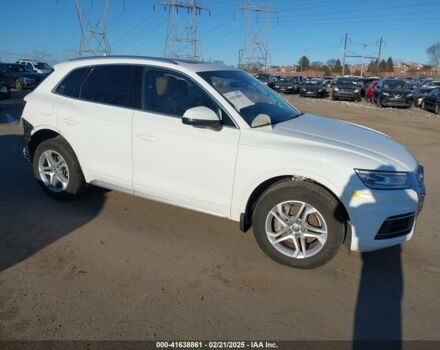 Белый Ауди Ку 5, объемом двигателя 2 л и пробегом 105 тыс. км за 17950 $, фото 2 на Automoto.ua