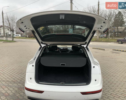 Белый Ауди Ку 5, объемом двигателя 2 л и пробегом 188 тыс. км за 31700 $, фото 22 на Automoto.ua