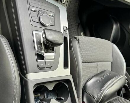 Белый Ауди Ку 5, объемом двигателя 1.97 л и пробегом 175 тыс. км за 34500 $, фото 11 на Automoto.ua