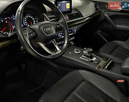 Белый Ауди Ку 5, объемом двигателя 1.98 л и пробегом 71 тыс. км за 24999 $, фото 7 на Automoto.ua