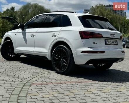 Белый Ауди Ку 5, объемом двигателя 1.98 л и пробегом 86 тыс. км за 28100 $, фото 6 на Automoto.ua