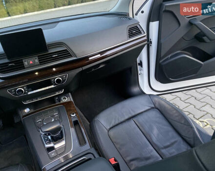 Білий Ауді Ку 5, об'ємом двигуна 2 л та пробігом 148 тис. км за 21500 $, фото 26 на Automoto.ua