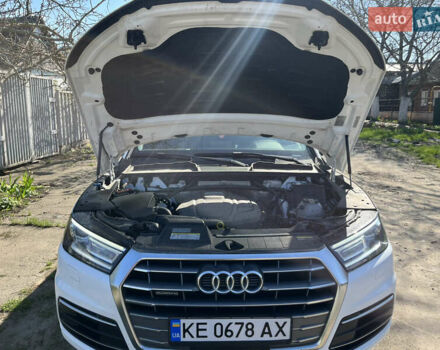 Белый Ауди Ку 5, объемом двигателя 1.98 л и пробегом 87 тыс. км за 29000 $, фото 12 на Automoto.ua