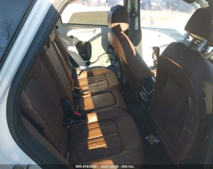 Белый Ауди Ку 5, объемом двигателя 2 л и пробегом 105 тыс. км за 17950 $, фото 12 на Automoto.ua