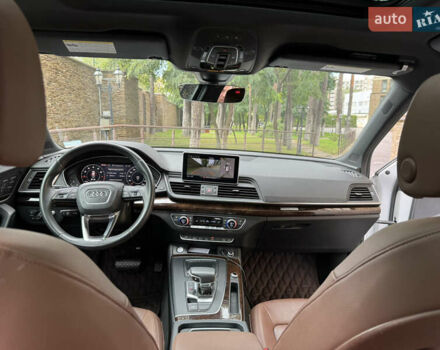 Белый Ауди Ку 5, объемом двигателя 1.98 л и пробегом 79 тыс. км за 32800 $, фото 6 на Automoto.ua